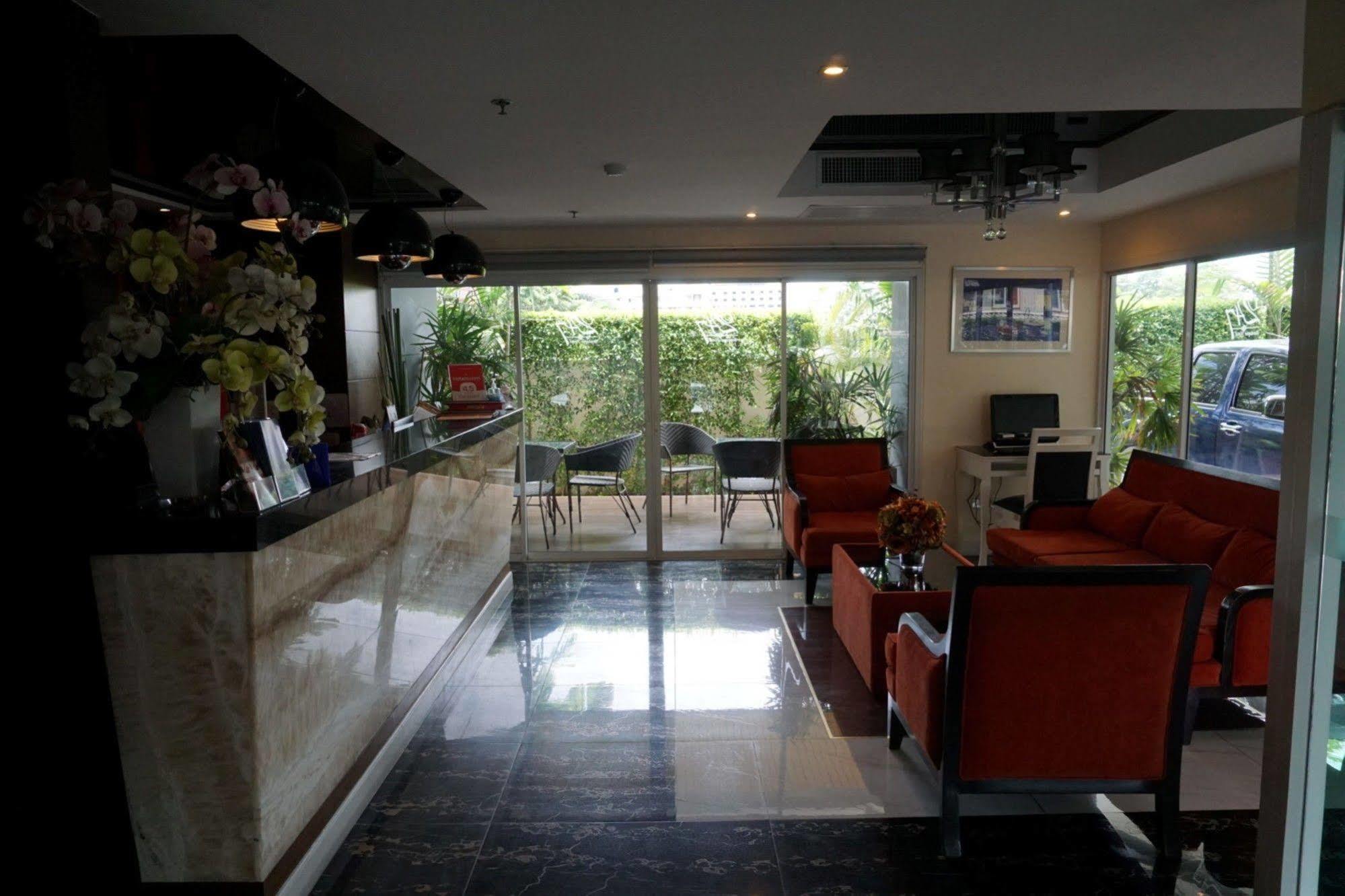 247 Boutique Hotel Pattaya Buitenkant foto