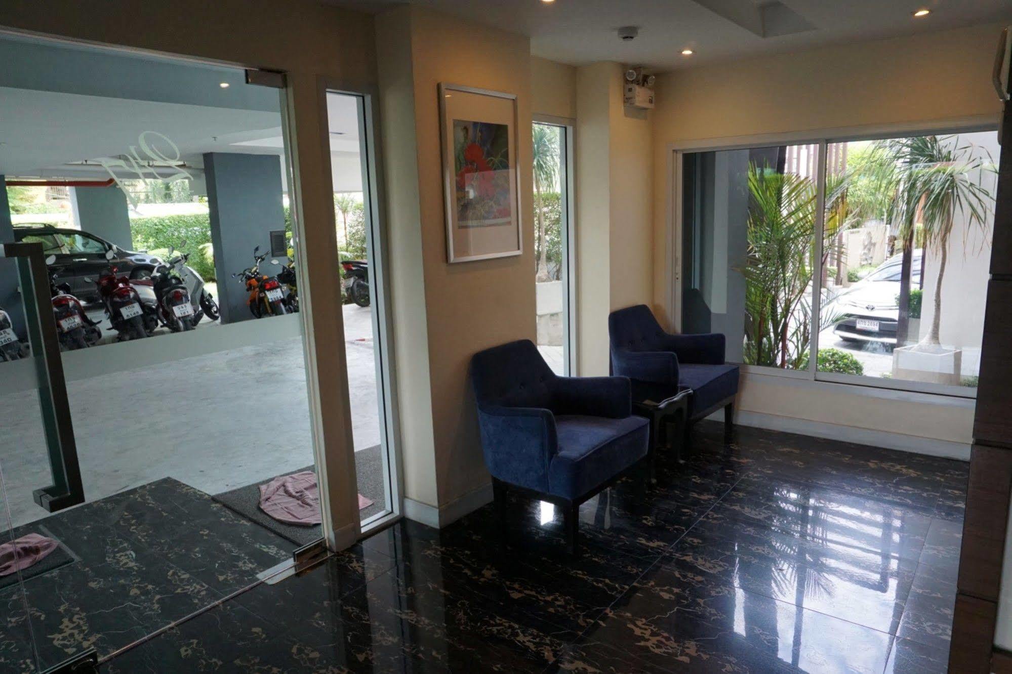 247 Boutique Hotel Pattaya Buitenkant foto