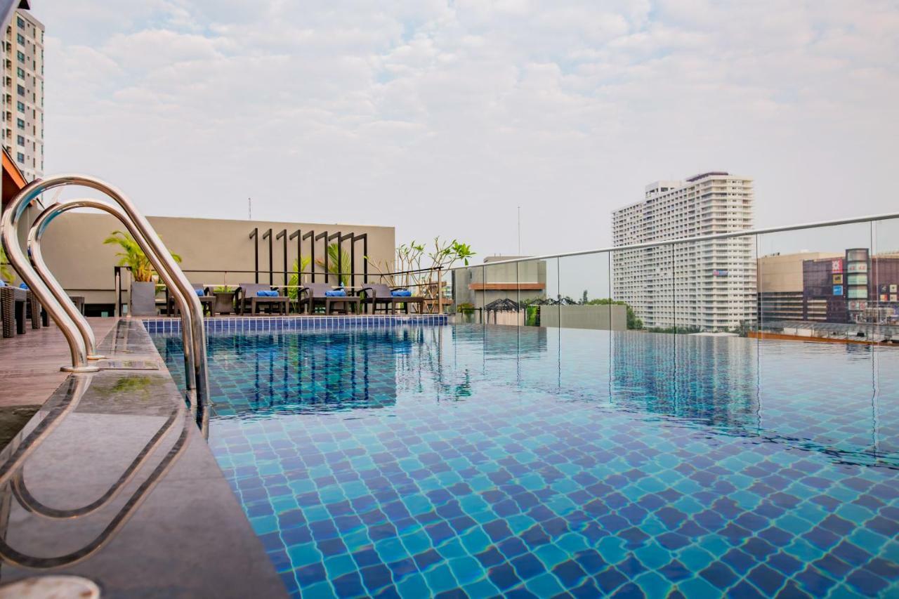 247 Boutique Hotel Pattaya Buitenkant foto